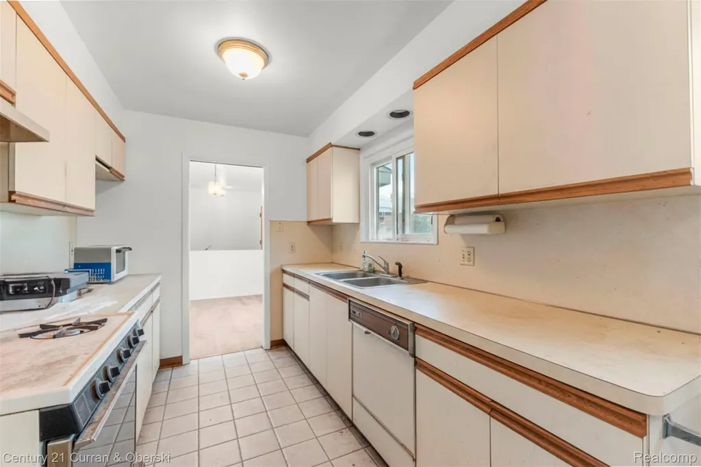 7271 Cottonwood Knoll West Bloomfield Charter Township MI 48322