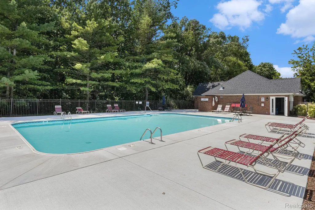 184 Pheasant Court Grand Blanc City MI 48439