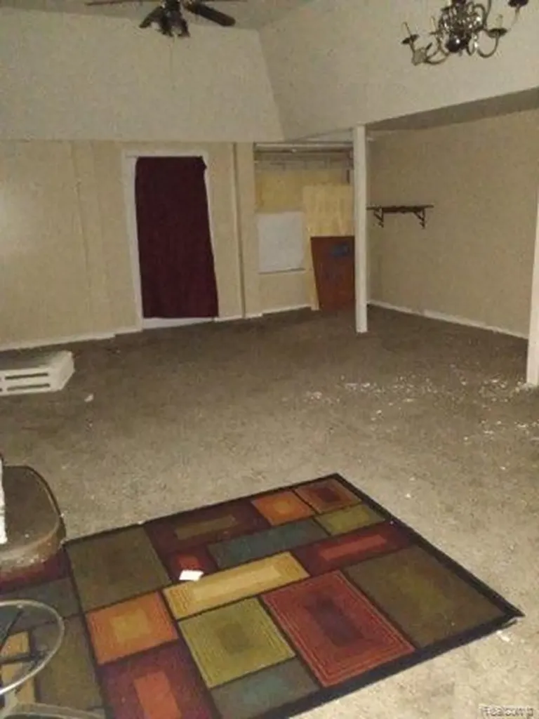 310 S Henry Street Bay City City MI 48706