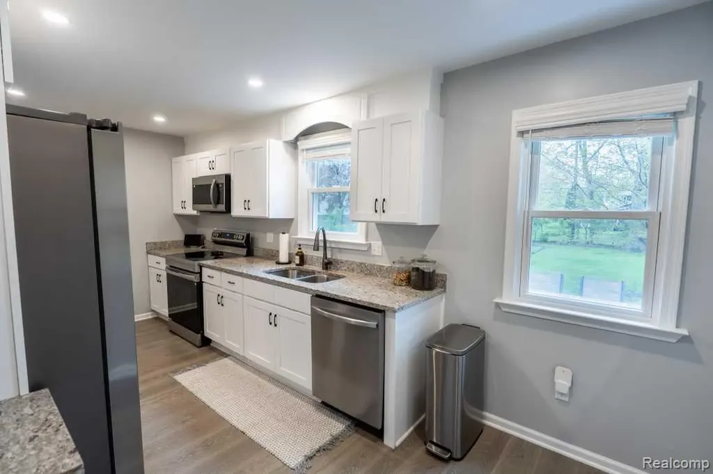 244 Gladwin Avenue Clawson City MI 48017