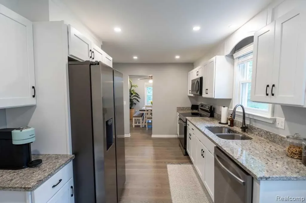 244 Gladwin Avenue Clawson City MI 48017
