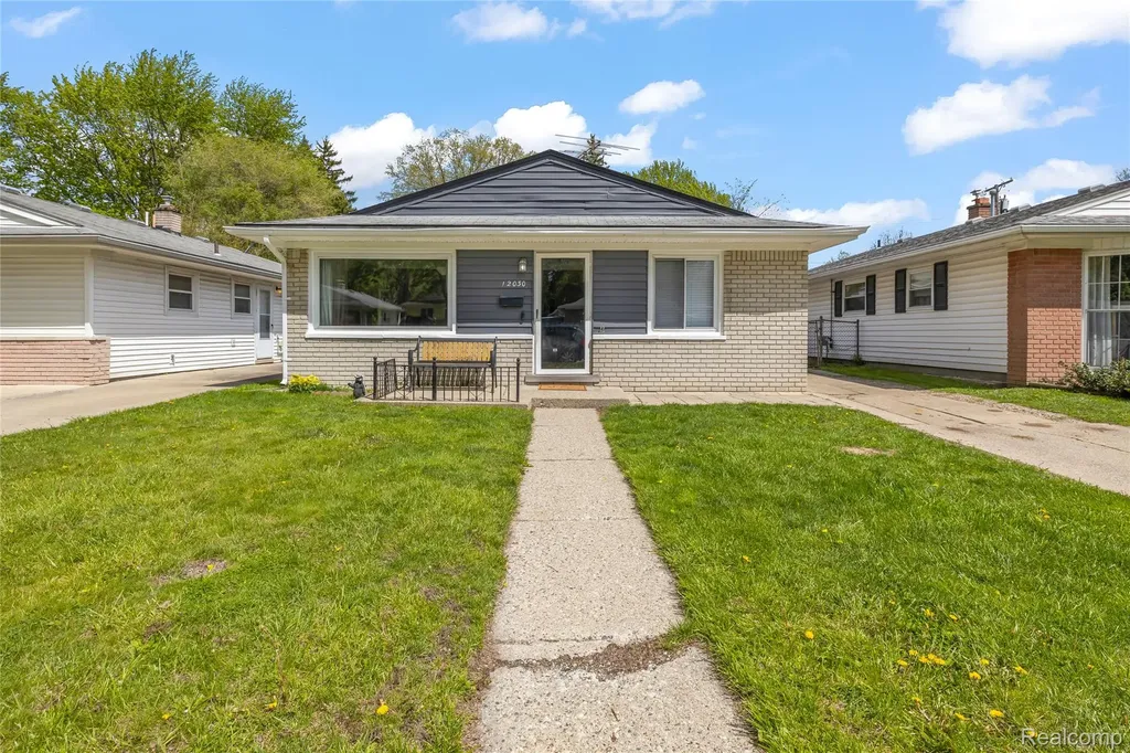 12030 Arcola Street Livonia City MI 48150