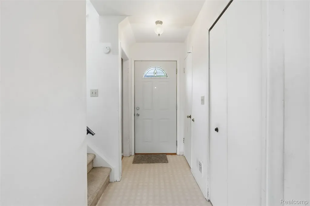 3252 Bolgos Circle Ann Arbor City MI 48105