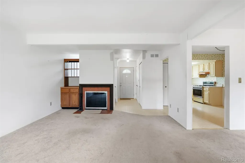 3252 Bolgos Circle Ann Arbor City MI 48105