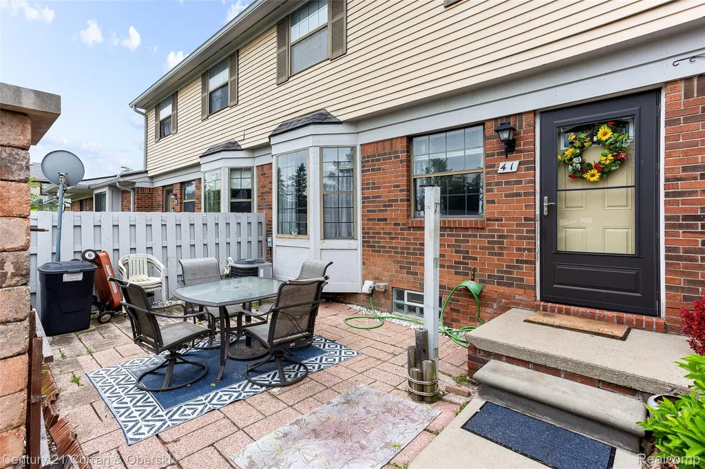 1921 Vine Way Drive Canton Charter Township MI 48188