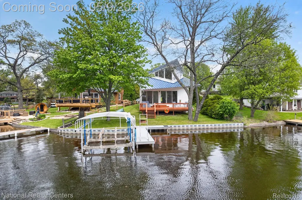 11505 Sunset Boulevard Putnam Township MI 48169
