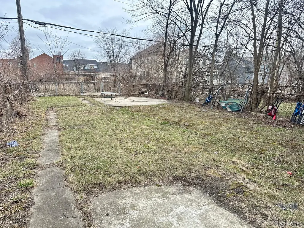 6120 Ironwood Street Detroit City MI 48210