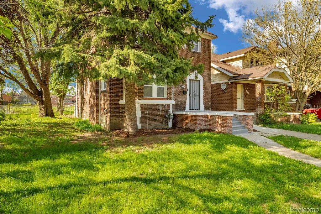 3286 Waverly Street Detroit City MI 48238