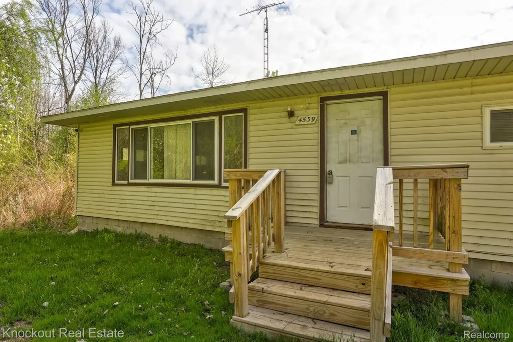 4539 Anderson Boulevard Dayton Township MI 48760