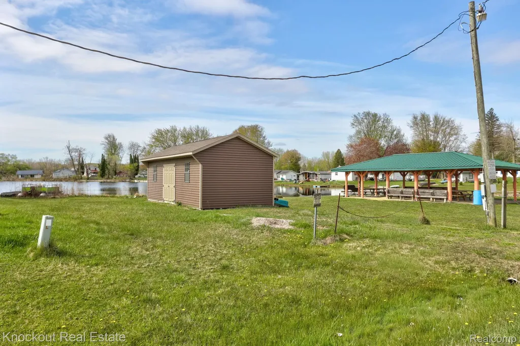 4539 Anderson Boulevard Dayton Township MI 48760