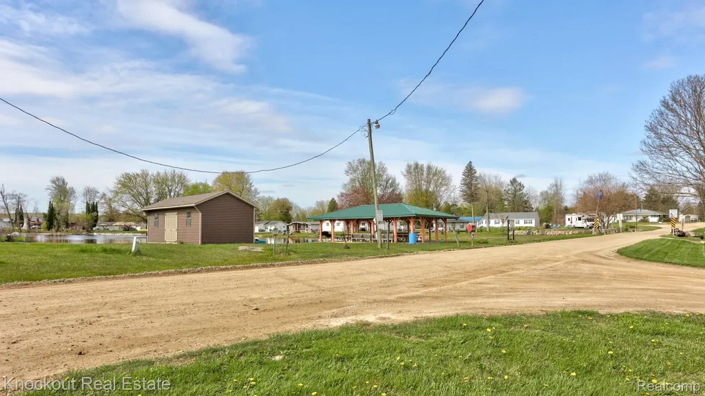4539 Anderson Boulevard Dayton Township MI 48760