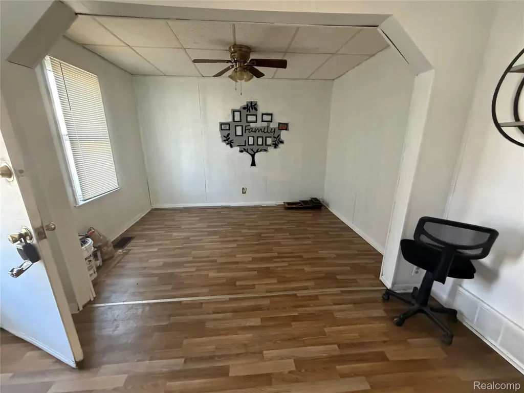 124 Le Roy Street River Rouge City MI 48218