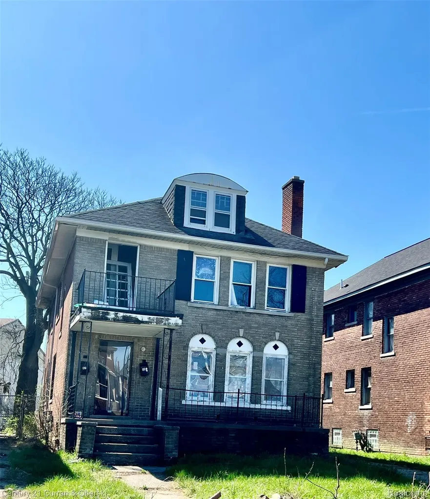 47 W Arizona Street Detroit City MI 48203