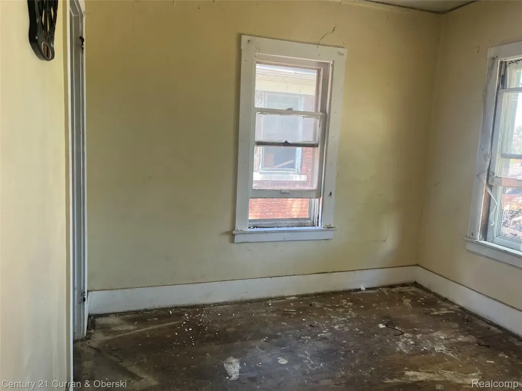 47 W Arizona Street Detroit City MI 48203