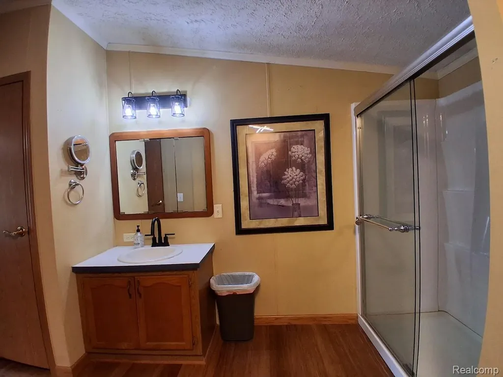 10055 N Genesee Road NW Thetford Township MI 48458