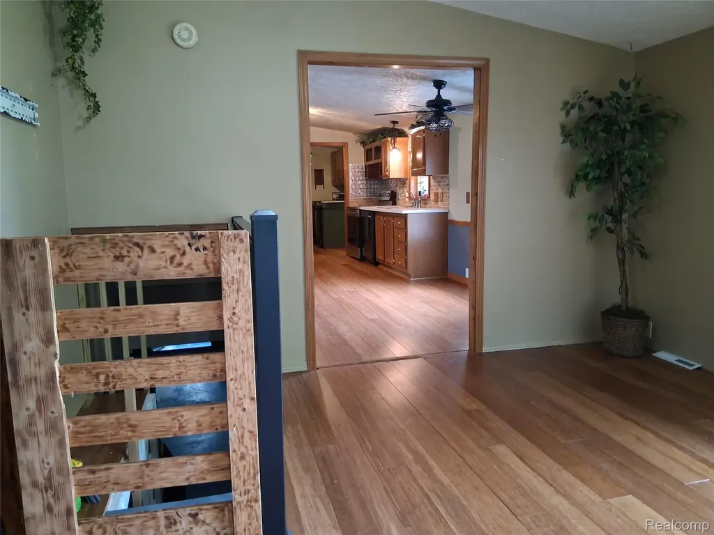 10055 N Genesee Road NW Thetford Township MI 48458
