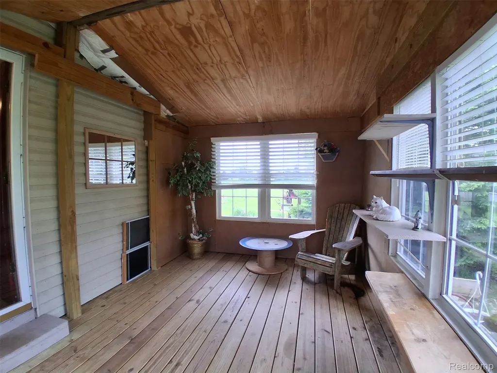 10055 N Genesee Road NW Thetford Township MI 48458