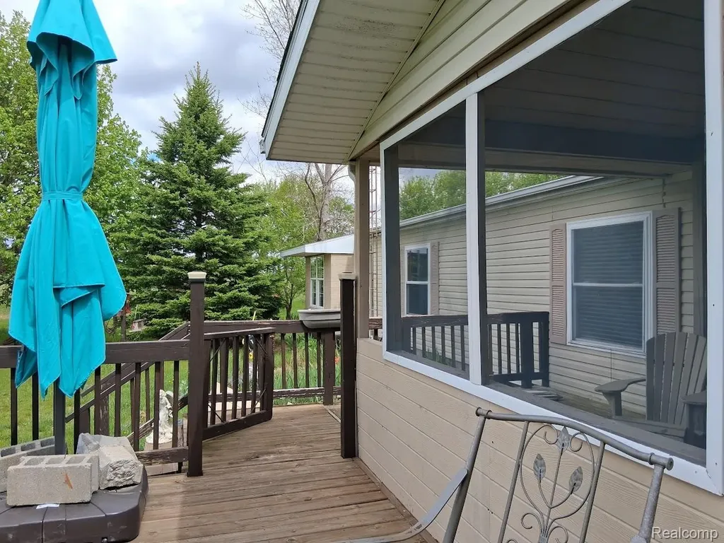 10055 N Genesee Road NW Thetford Township MI 48458