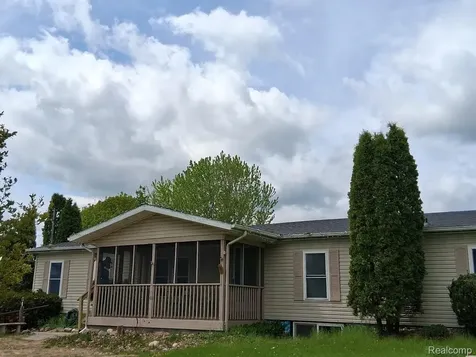 10055 N Genesee Road NW Thetford Township MI 48458