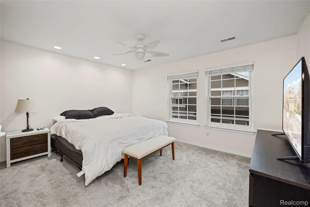 6610 Fieldstone Court West Bloomfield Charter Township MI 48322