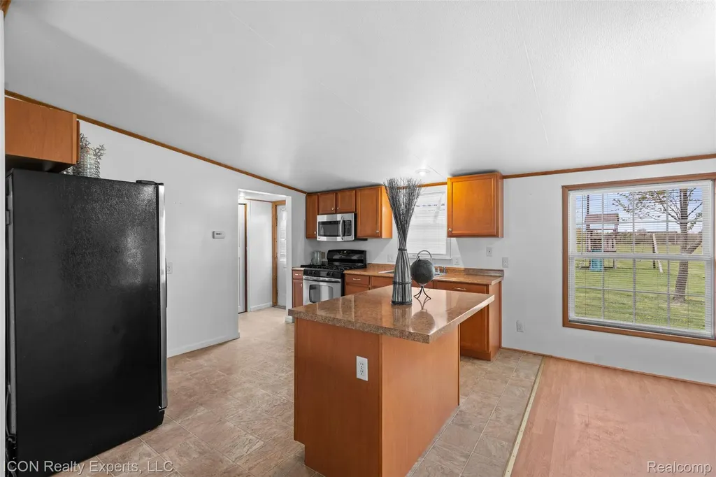 13620 Gilbert Road St. Clair City MI 48002