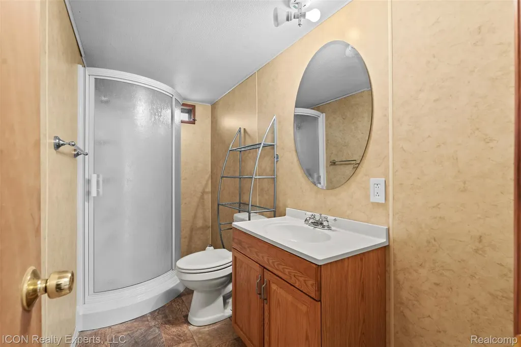 13620 Gilbert Road St. Clair City MI 48002