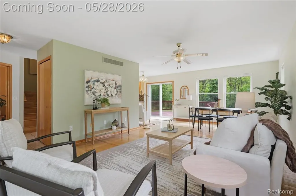 5535 Lakeview Boulevard Hadley Township MI 48438