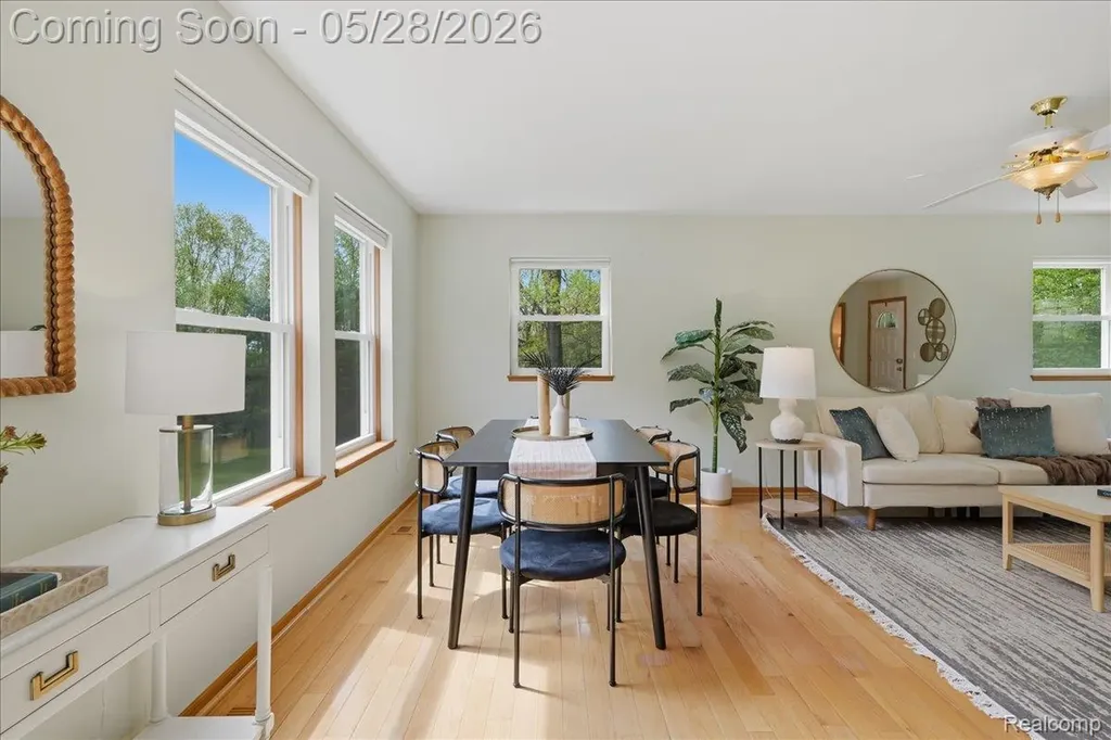 5535 Lakeview Boulevard Hadley Township MI 48438