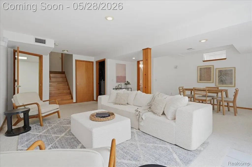 5535 Lakeview Boulevard Hadley Township MI 48438