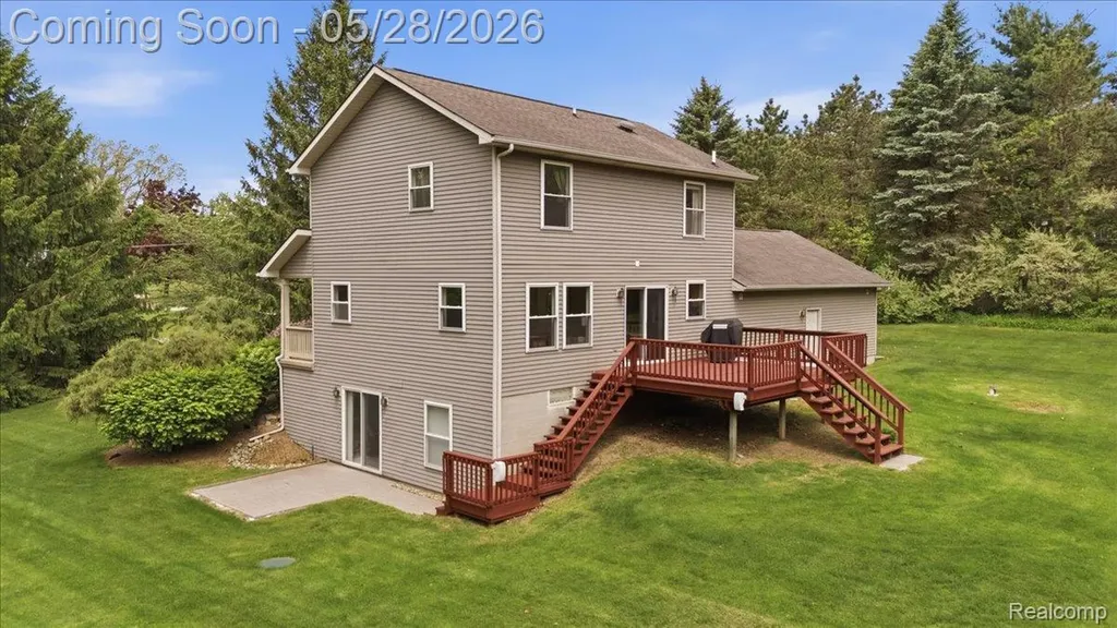 5535 Lakeview Boulevard Hadley Township MI 48438