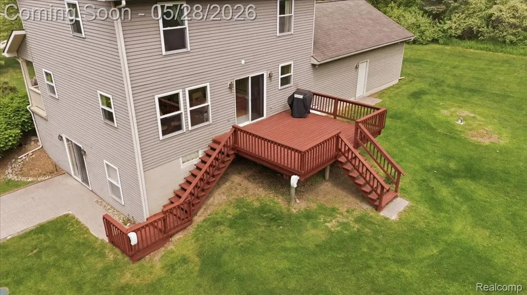 5535 Lakeview Boulevard Hadley Township MI 48438