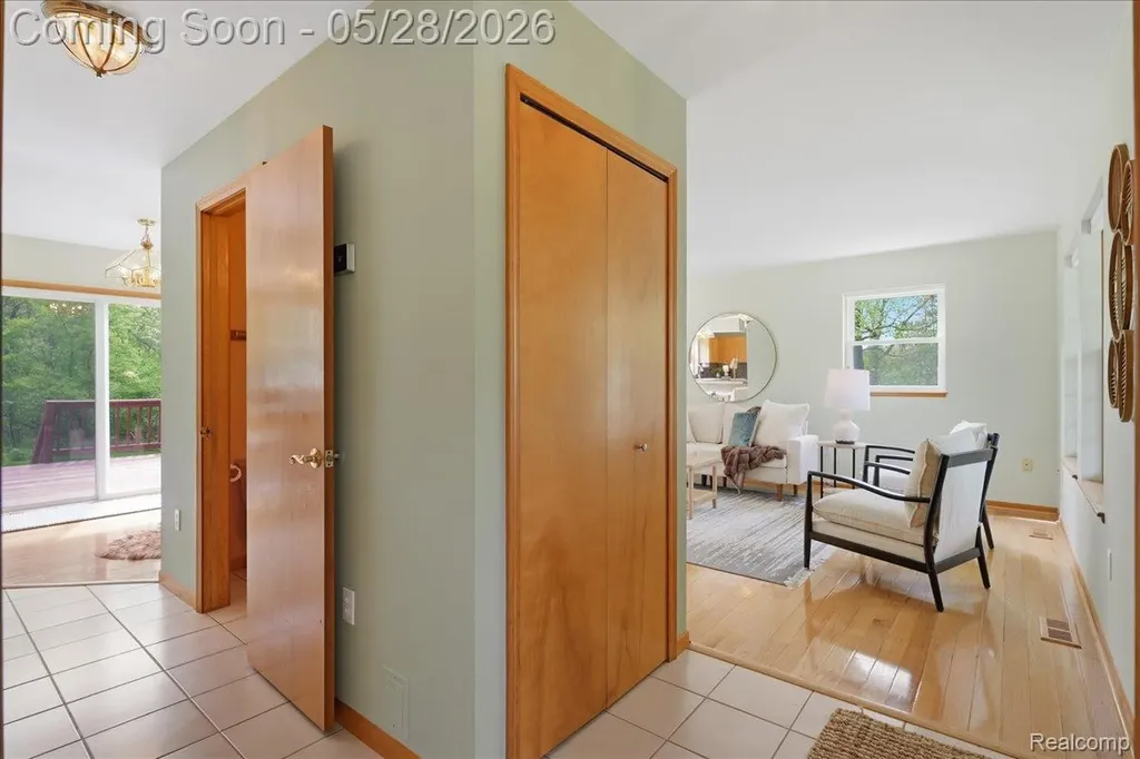 5535 Lakeview Boulevard Hadley Township MI 48438
