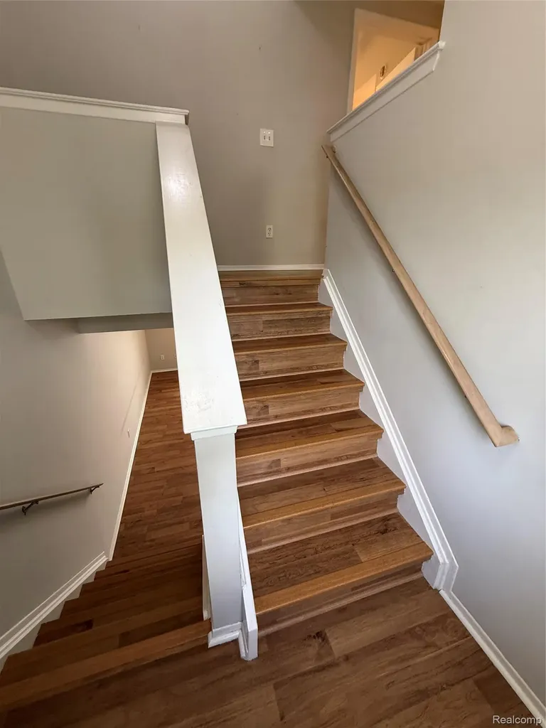 7059 Colonial Oaks Drive Waterford Charter Township MI 48327