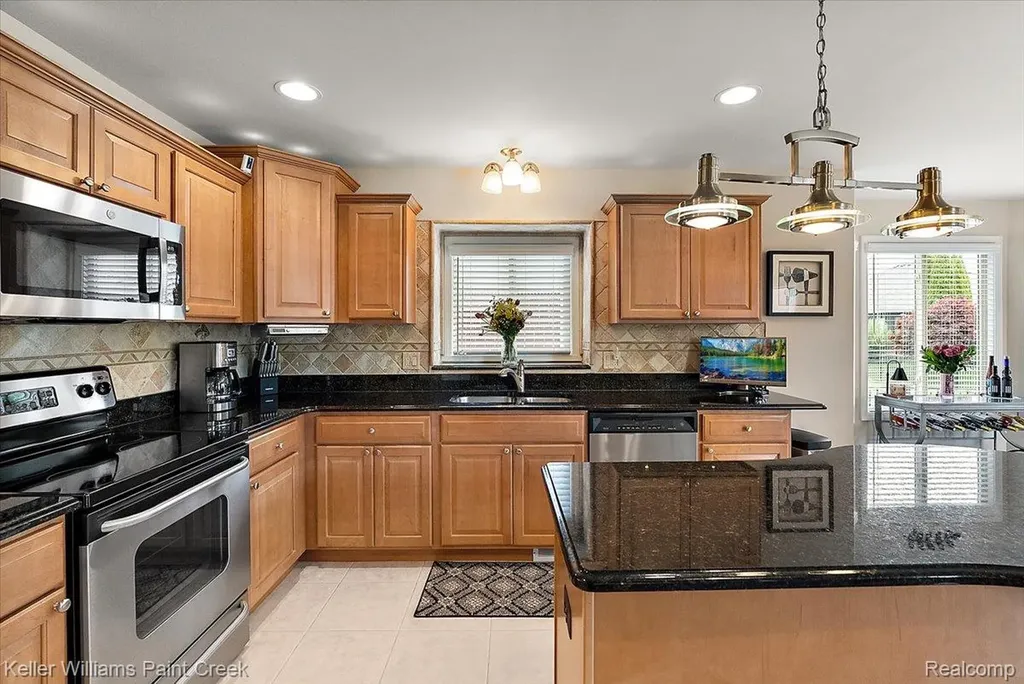 50386 Knightsbridge Drive Macomb Township MI 48044