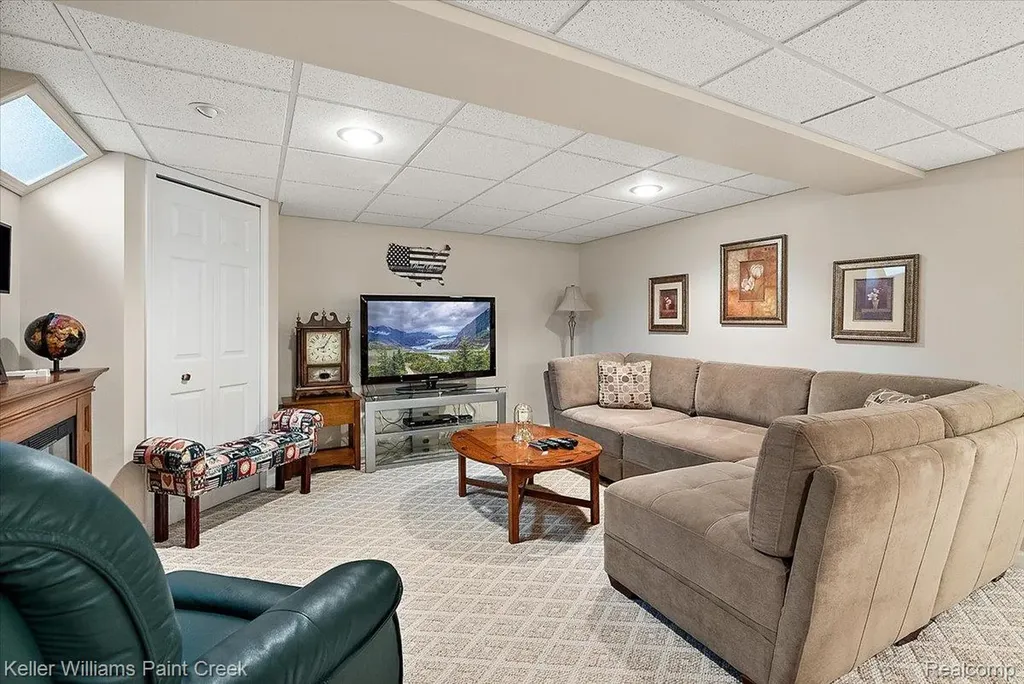 50386 Knightsbridge Drive Macomb Township MI 48044