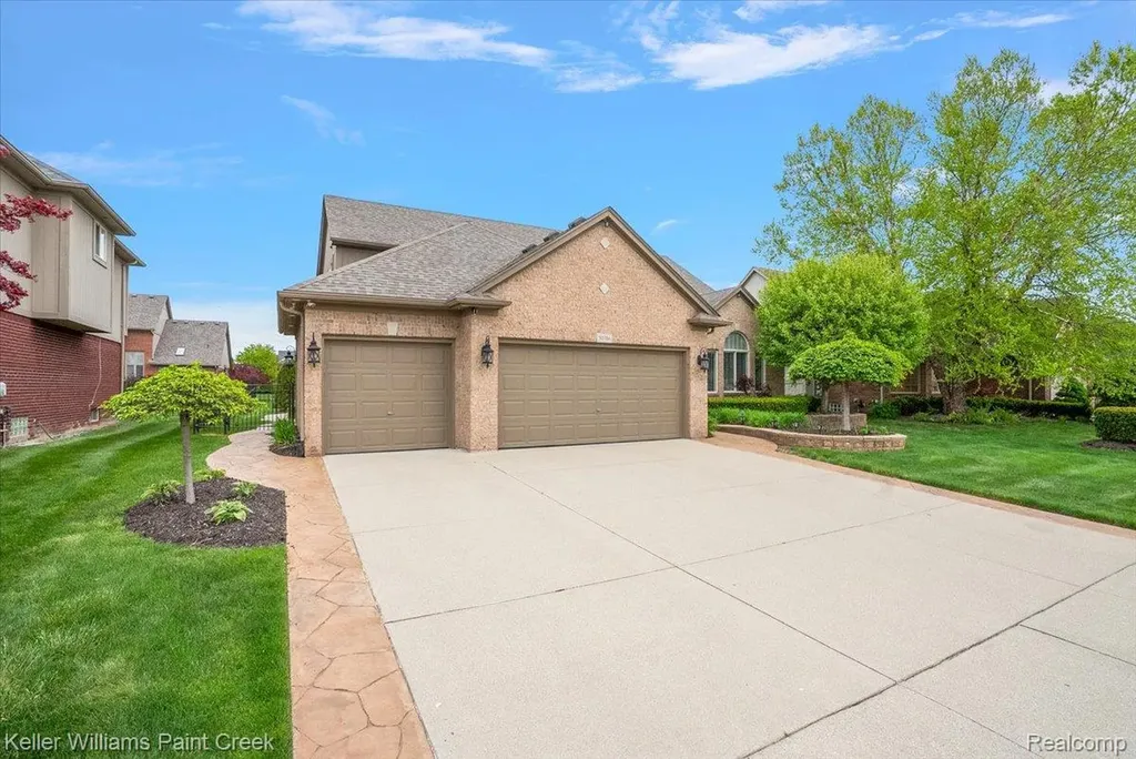 50386 Knightsbridge Drive Macomb Township MI 48044