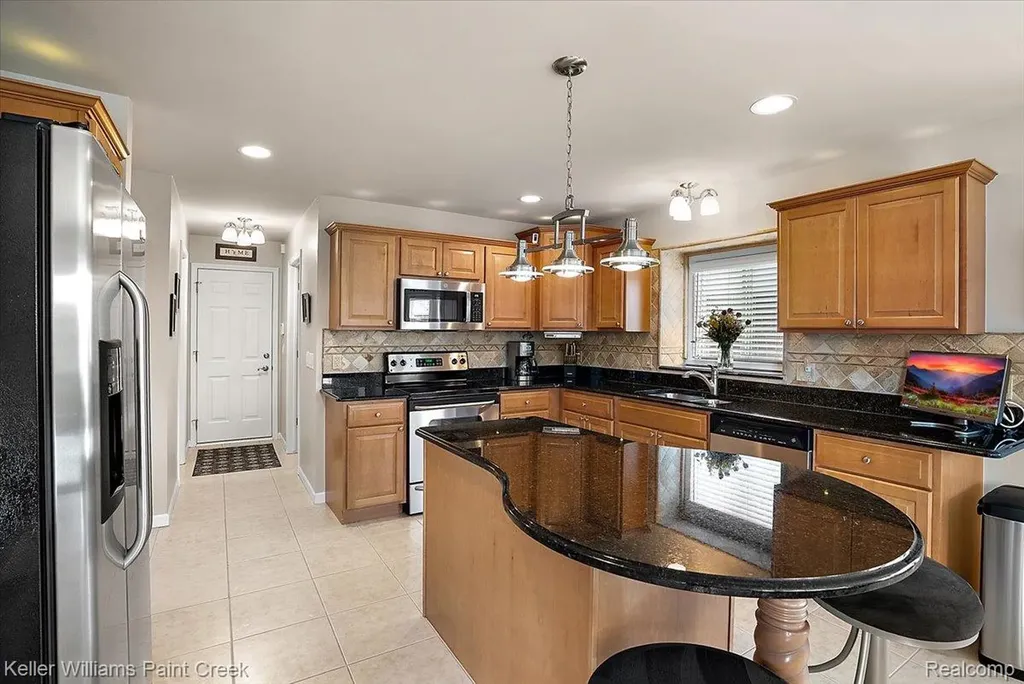 50386 Knightsbridge Drive Macomb Township MI 48044