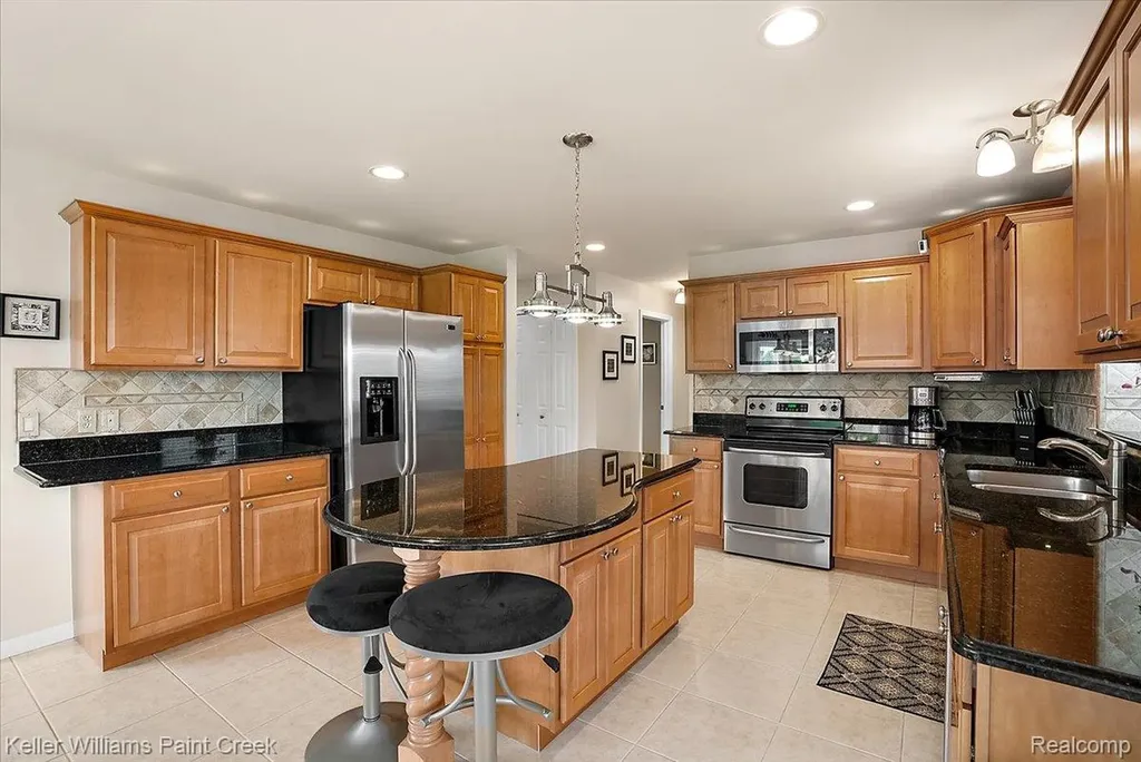 50386 Knightsbridge Drive Macomb Township MI 48044