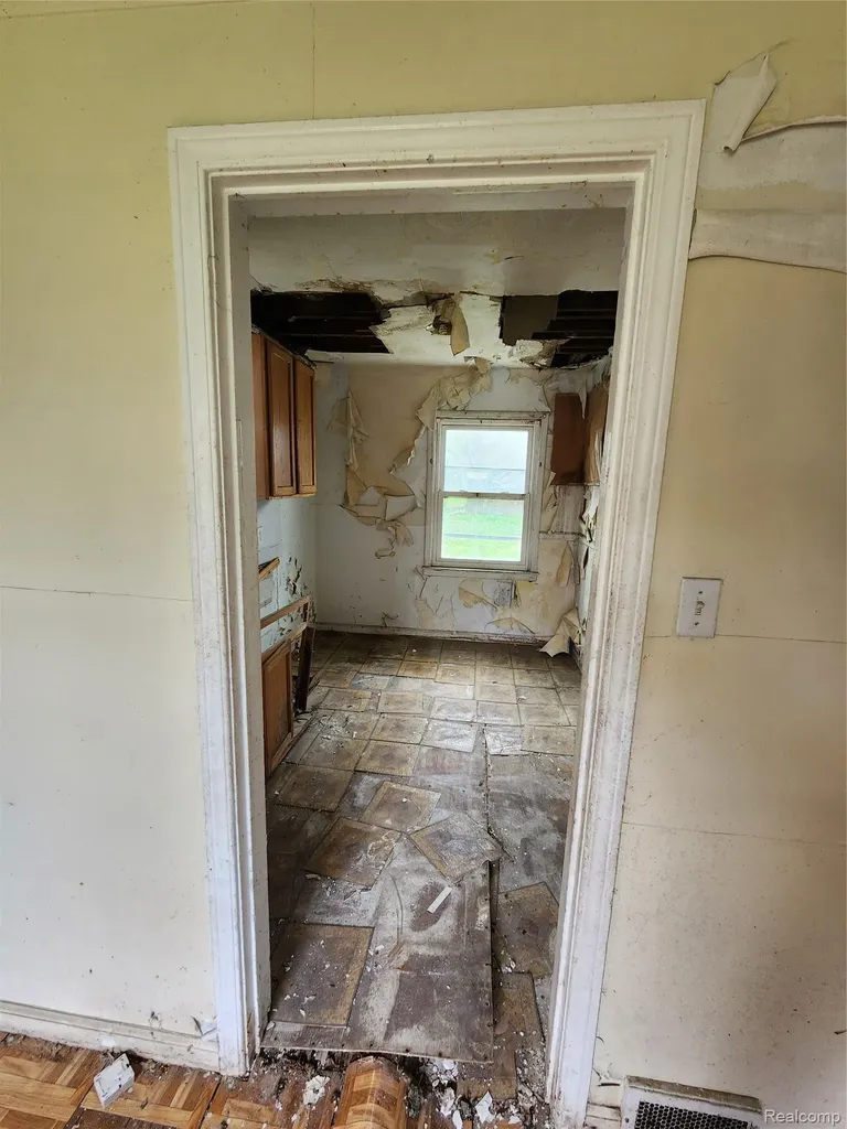 10570 Somerset Avenue Detroit City MI 48224