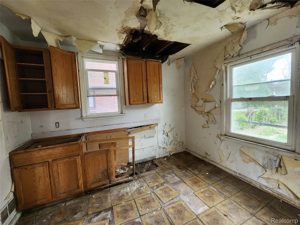 10570 Somerset Avenue Detroit City MI 48224