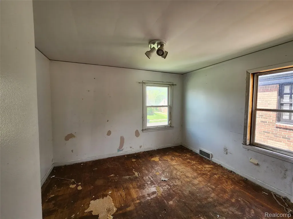 10570 Somerset Avenue Detroit City MI 48224