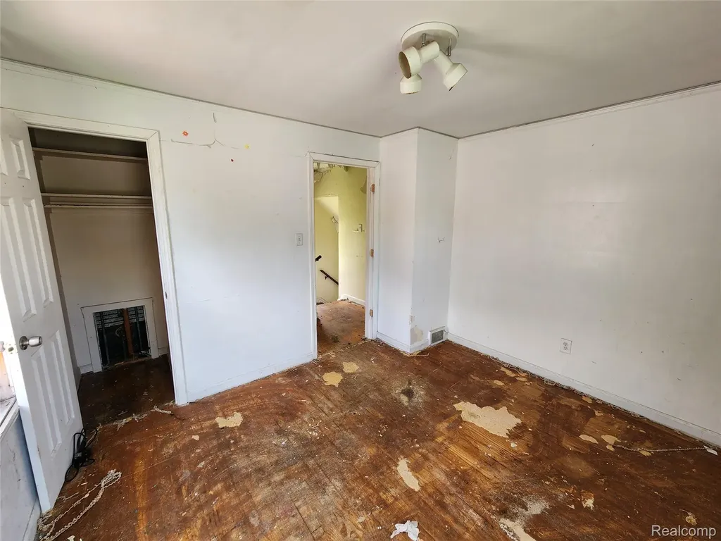 10570 Somerset Avenue Detroit City MI 48224
