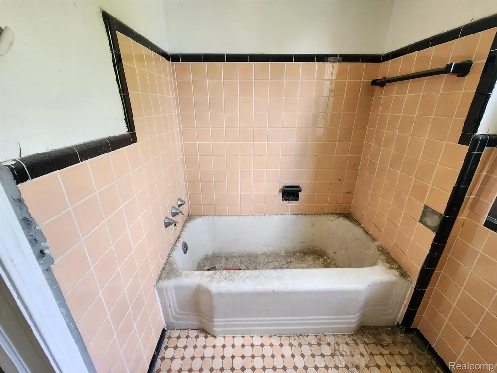 10570 Somerset Avenue Detroit City MI 48224