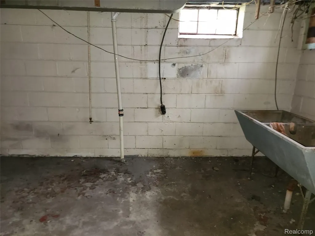 10570 Somerset Avenue Detroit City MI 48224