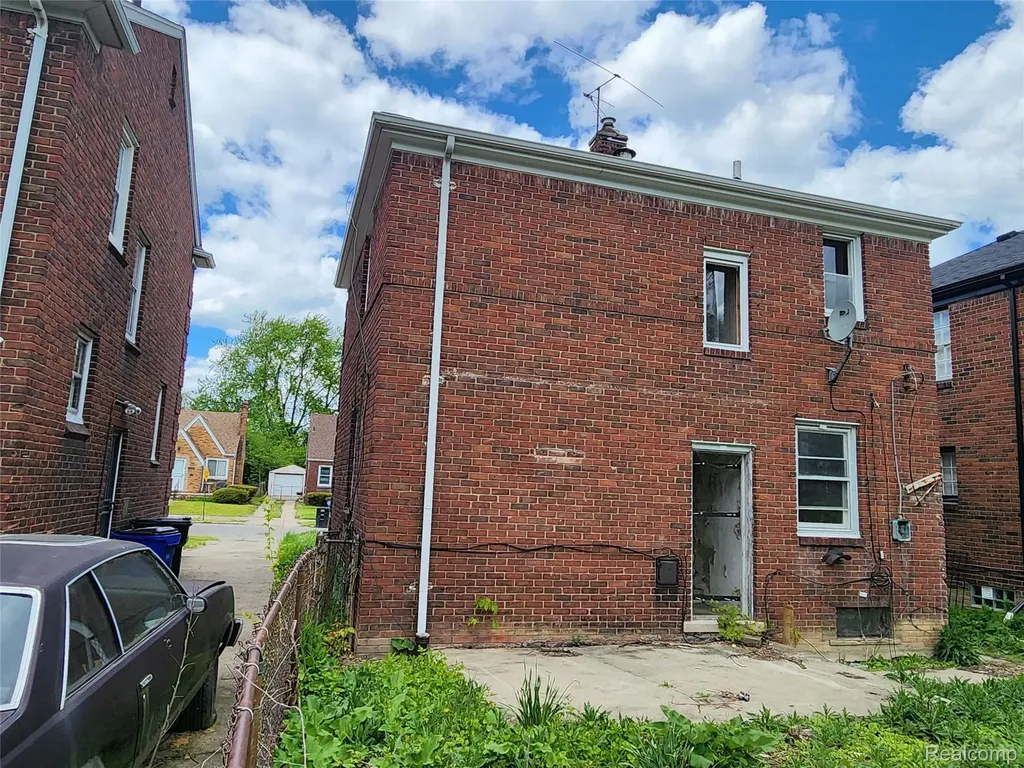 10570 Somerset Avenue Detroit City MI 48224