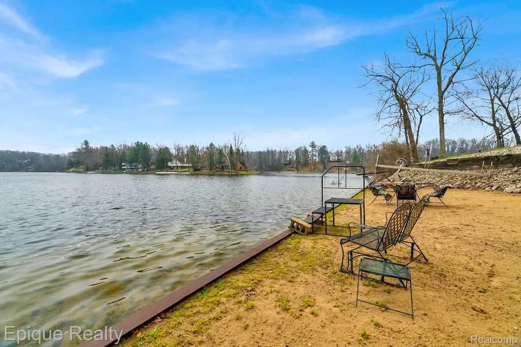 1962 Indianwood Trail Mills Township MI 48661