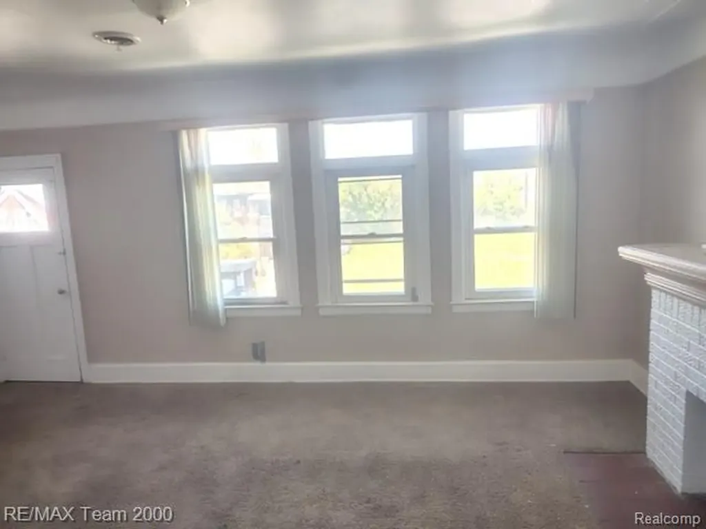 4237 W Grand Street Detroit City MI 48238