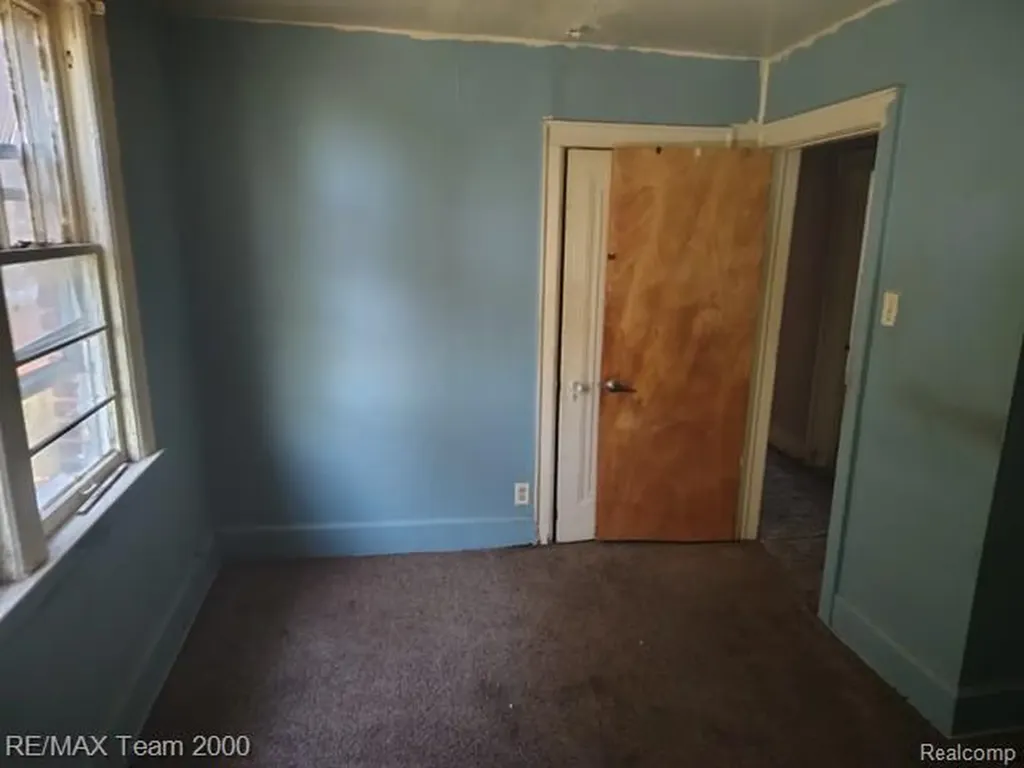 4237 W Grand Street Detroit City MI 48238