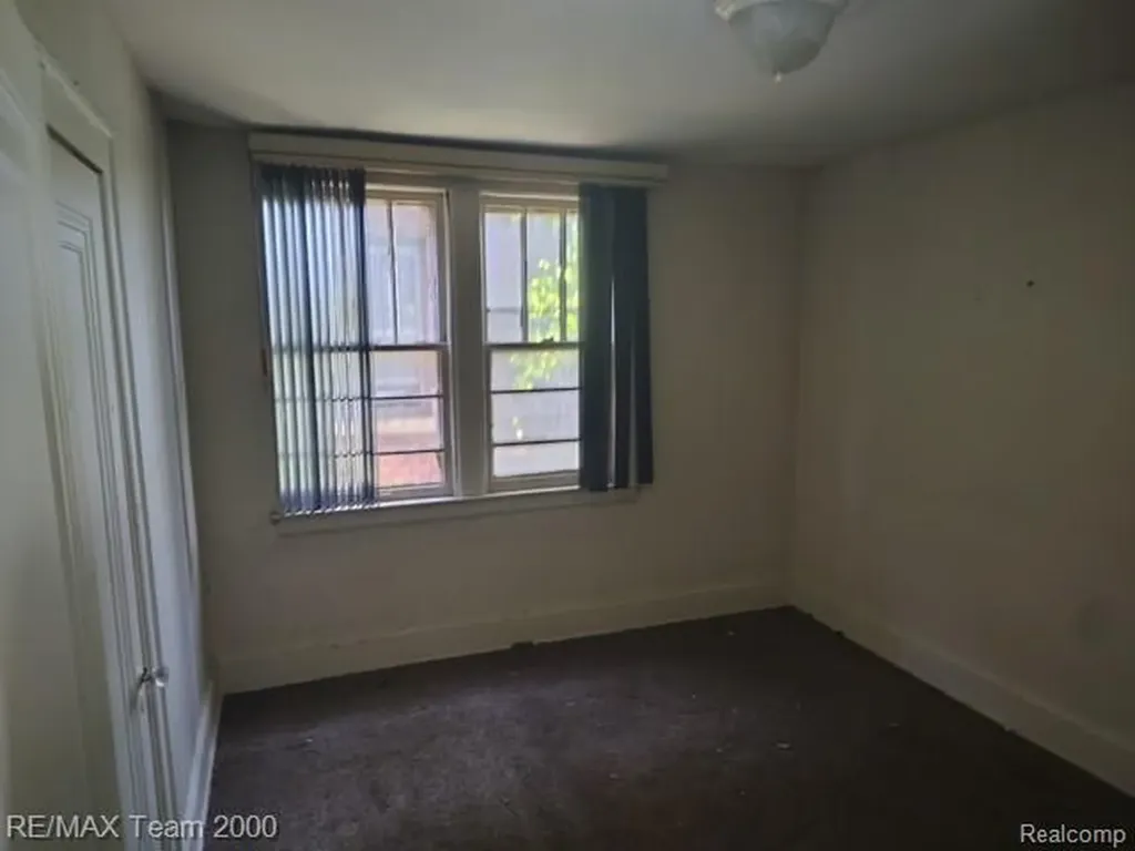 4237 W Grand Street Detroit City MI 48238