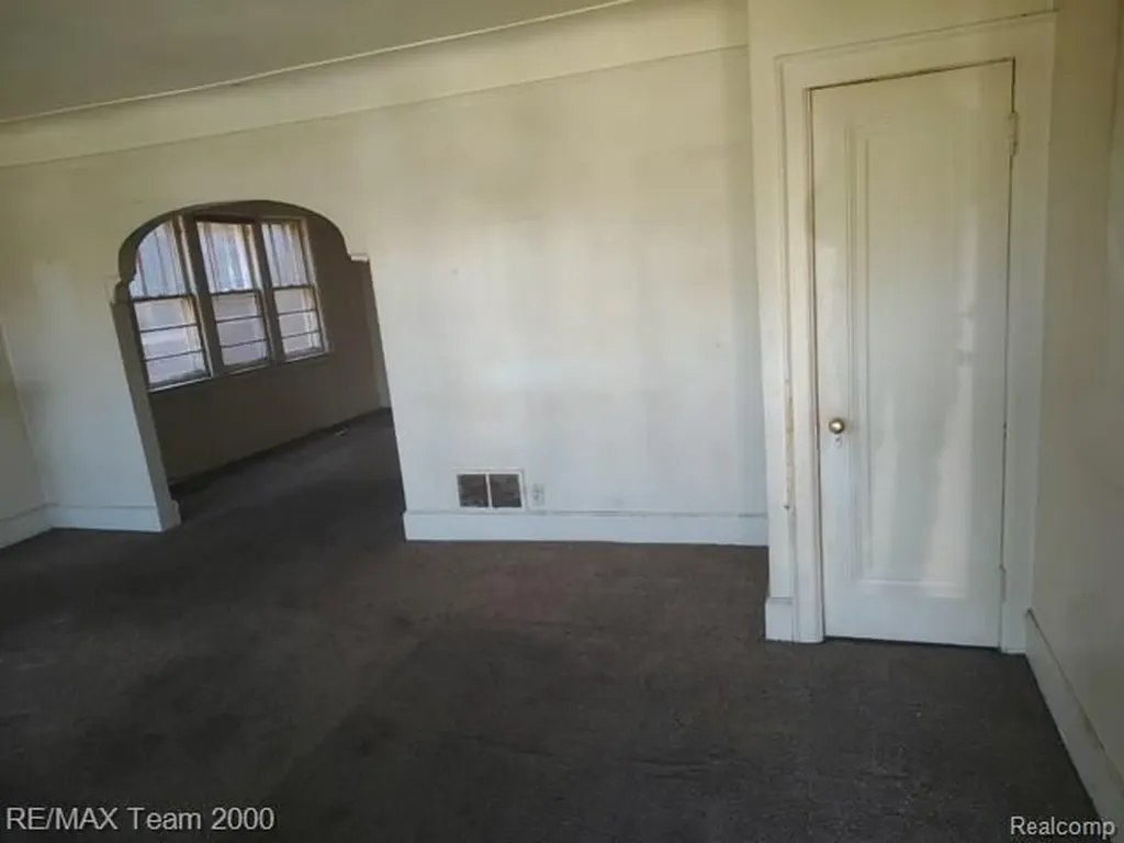 4237 W Grand Street Detroit City MI 48238